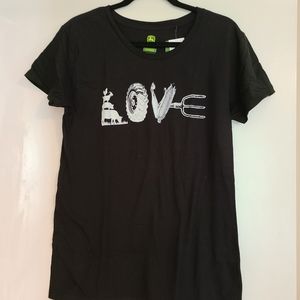 Black John Deere love t-shirt